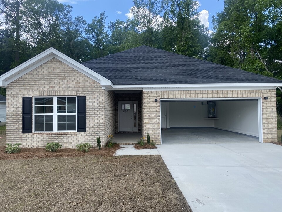 3284 Spiral Ln in Effingham, SC - Building Photo