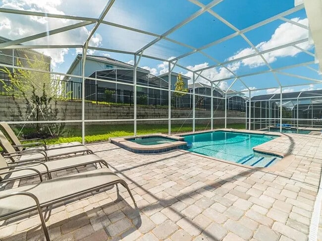 1582 Plunker Dr in Four Corners, FL - Building Photo - Building Photo