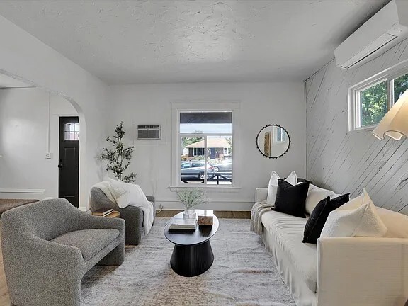 2218 E Pacific Ave in Spokane, WA - Building Photo - Building Photo