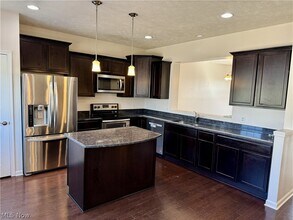 6648 Park Pointe Ct in Cleveland, OH - Building Photo - Building Photo