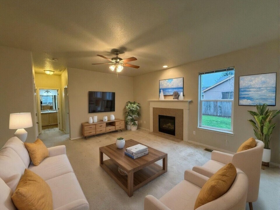 1182 Throne Dr in Eugene, OR - Building Photo