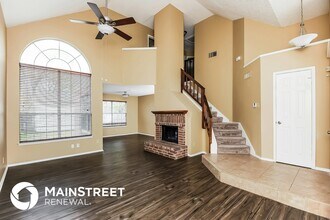 2411 Bennington Dr in Arlington, TX - Foto de edificio - Building Photo