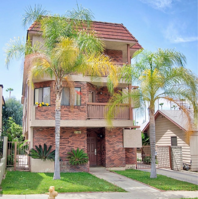 1148 Raymond Ave, Unit 101