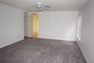 5406 Reata Way in Orlando, FL - Building Photo - Building Photo