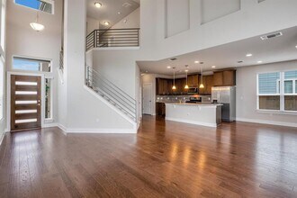 7112 Cherry Beam Path in Austin, TX - Building Photo - Building Photo