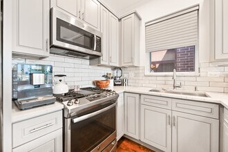 840 W Erie St in Chicago, IL - Building Photo - Building Photo