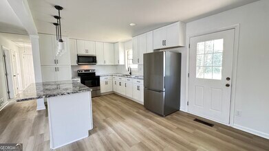 723 Sheffield Rd in Norcross, GA - Building Photo - Building Photo