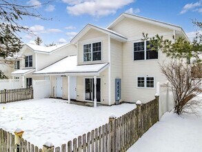 29 Starflower Ln in Brunswick, ME - Building Photo - Building Photo