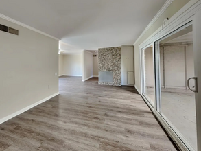 377 W 53rd St in San Bernardino, CA - Building Photo - Building Photo
