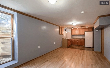 923 S 24th St, Unit 2 in Lincoln, NE - Building Photo - Building Photo