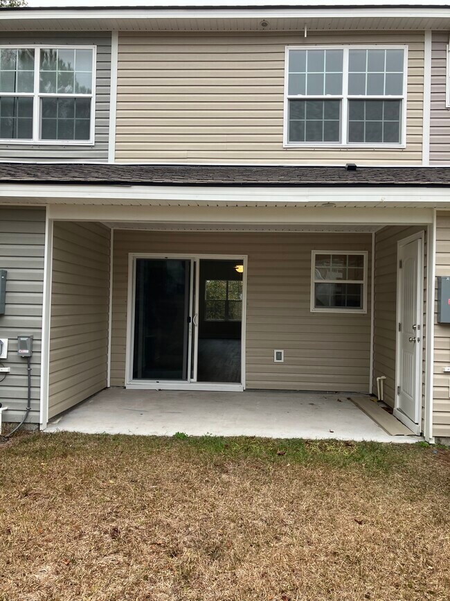 244 Admiration Ave in Beaufort, SC - Building Photo - Building Photo
