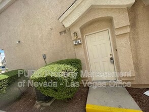 3047 Errol Flynn St in Las Vegas, NV - Building Photo - Building Photo