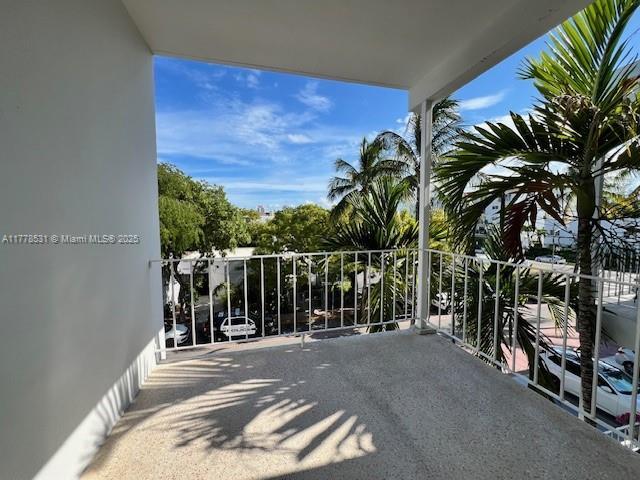 641 Española Wy in Miami Beach, FL - Building Photo - Building Photo