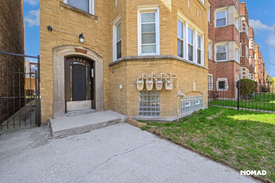 7734 S Phillips Ave in Chicago, IL - Foto de edificio