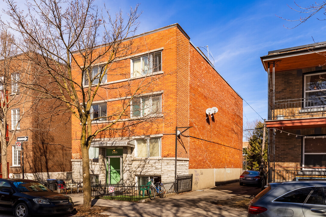 3465 Parthenais Rue in Montréal, QC - Building Photo