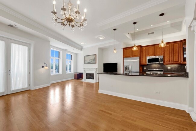 property at 2042 N Clark St