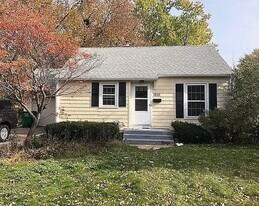 1651 Edgewood Ave S in St. Louis Park, MN - Building Photo