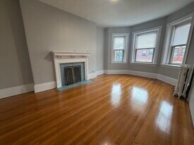 41 Park St, Unit 6 in Brookline, MA - Building Photo