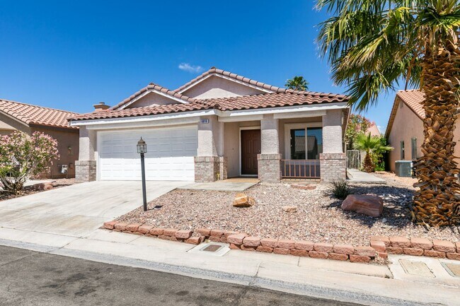 4816 White Aspen Ave in Las Vegas, NV - Building Photo - Building Photo