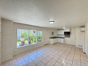 1233 Clela Ave in East Los Angeles, CA - Building Photo - Building Photo