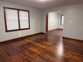 53 Primrose Dr in Jackson, TN - Building Photo - Building Photo