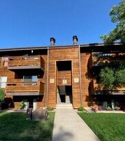 337 Wright St in Lakewood, CO - Building Photo