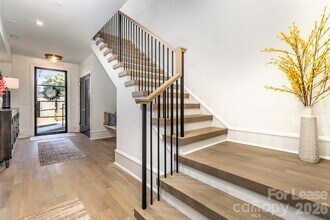 616 Queens Rd in Charlotte, NC - Building Photo - Building Photo