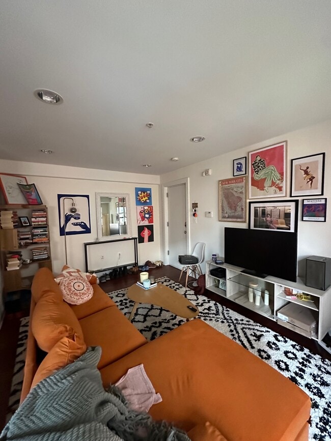 property at 1354 Euclid St NW