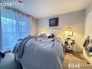 140 Kenrick St, Unit 27 in Boston, MA - Building Photo - Building Photo