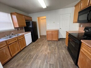 4406 Hondo Dr in Killeen, TX - Building Photo - Building Photo