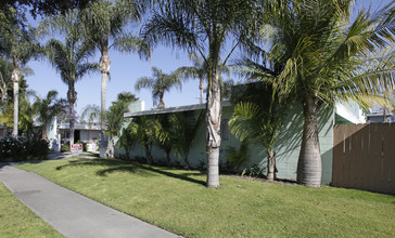 1121-1125 W Fay Ln in Anaheim, CA - Building Photo - Building Photo