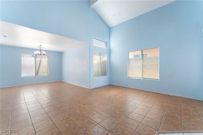 property at 907 Royalmile Way