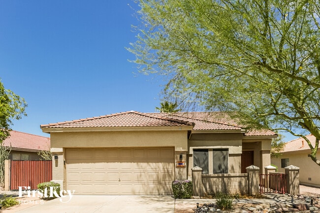 property at 1118 E Gwen St
