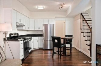 36 Lewis St in Hartford, CT - Building Photo - Building Photo