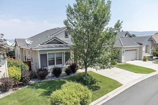 property at 6056 Cielo Cir