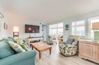 24631 S Seas Blvd in Bonita Springs, FL - Building Photo - Building Photo