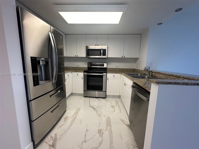 property at 19501 W Country Club Dr