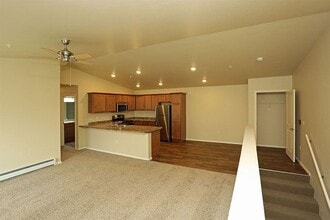 PRINTERS ROW APARTMENTS in Lomira, WI - Foto de edificio - Building Photo