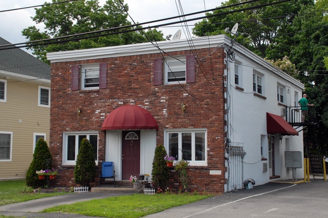 Mason Buiding in Pompton Plains, NJ - Foto de edificio - Building Photo