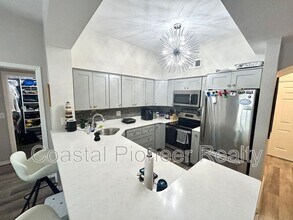 200 4th Ave S in St. Petersburg, FL - Building Photo - Building Photo