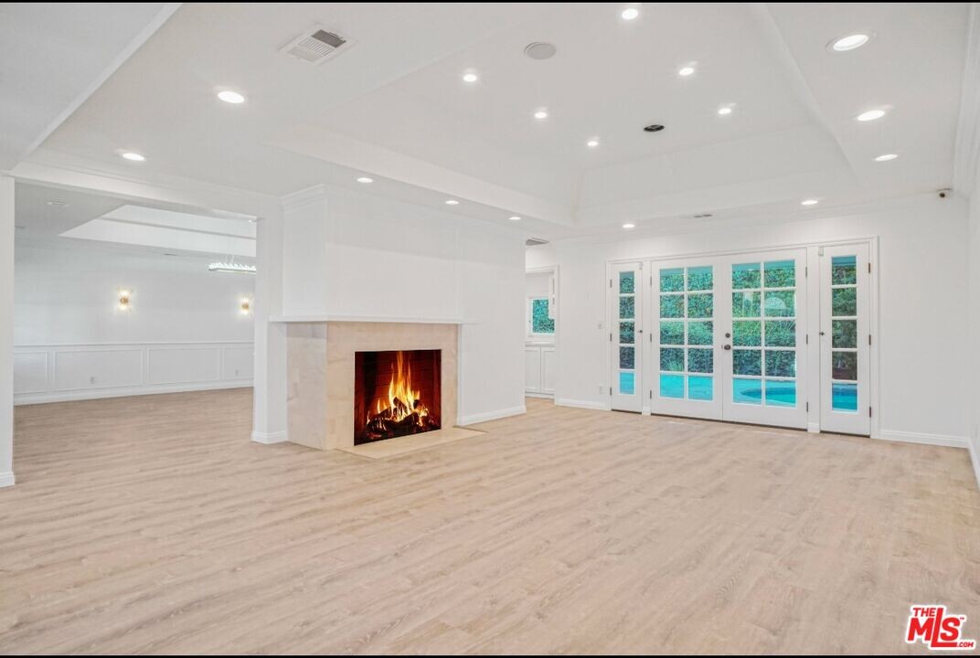 1157 Eventide Pl in Beverly Hills, CA - Building Photo