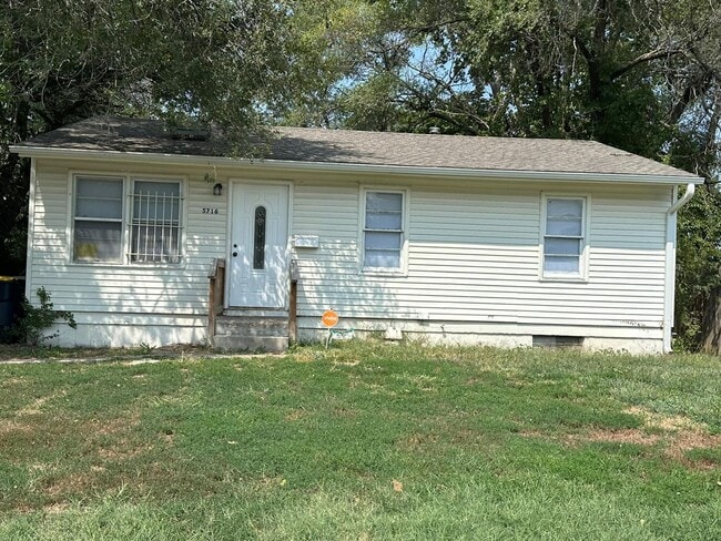 property at 5716 E 39th St