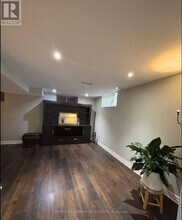 1341 Freeport Dr in Mississauga, ON - Building Photo - Building Photo