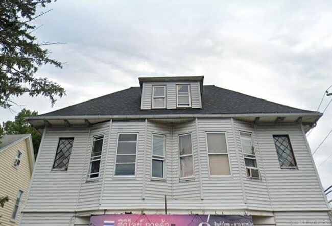 property at 748 Maplewood Ave