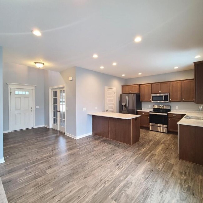 13656 Four Elms Trail in Fort Wayne, IN - Building Photo - Building Photo