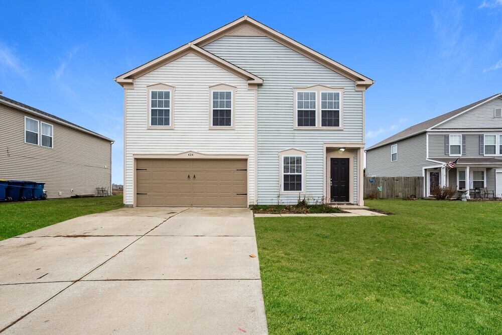 424 W Warrior Ct in Sheridan, IN - Building Photo