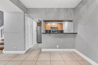 15575 N Miami Lakeway in Miami Lakes, FL - Building Photo - Building Photo