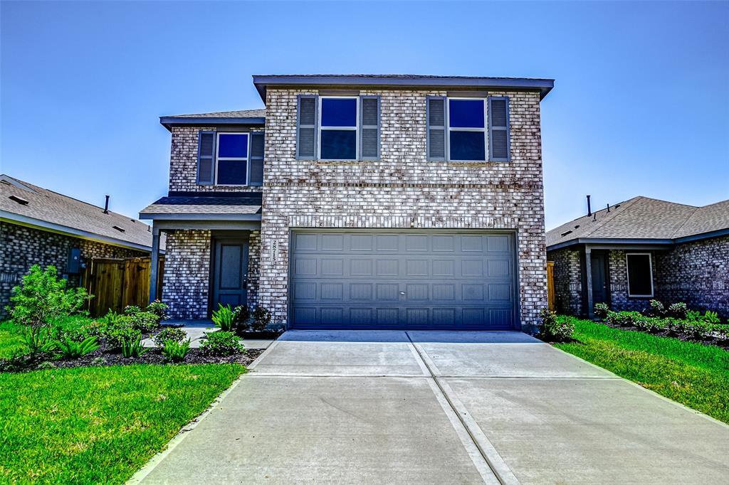 28715 Texas Sparrow Ln in Hockley, TX - Building Photo