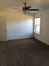 321 Plat M Rd in Sutherlin, OR - Building Photo - Building Photo