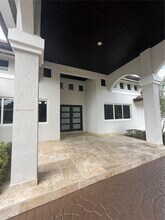 17610 SW 80th Ct in Palmetto Bay, FL - Building Photo - Building Photo